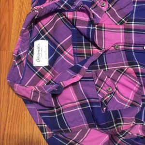 Aeropostale long sleeve button up plaid shirt